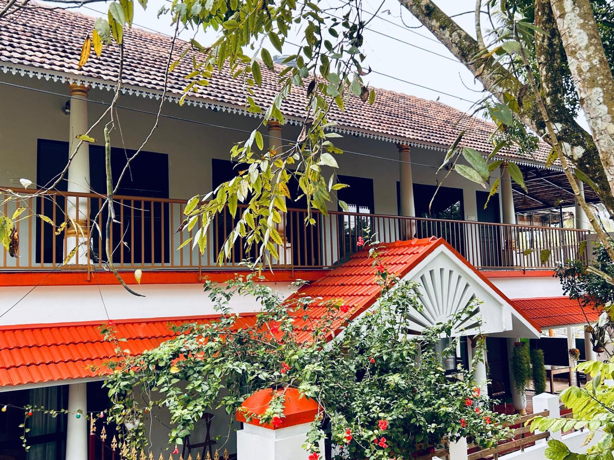 Marari Beach Cleetus Homestay Mararikulam Eksteriør billede